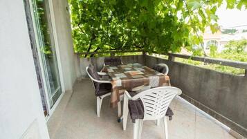 Departamento (A1) | Terraza o patio
