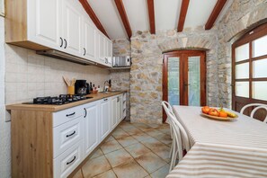 Appartement (A2) | Cuisine privée