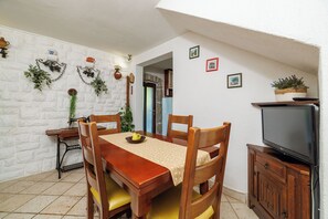 Apartment (A3) | Speisen