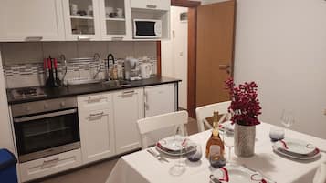 Apartment (A2) | Eigene Küche