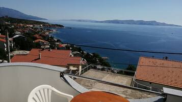 Apartment (A2) | Water view