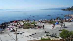 Beach - Apartment Matija (Senj)