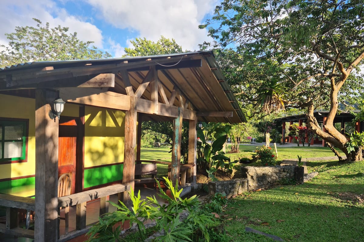 Couples in the jungle #9 | 1 chambre, Wi-Fi, draps fournis
