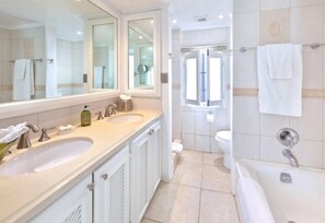 Bathroom - Glitter Bay 309 (Holetown)