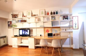 公寓, 2 间卧室, 阳台 | 客房内保险箱、遮光窗帘、隔音、旅行婴儿床