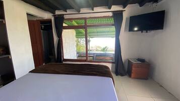 Basic Double Room | Free WiFi, bed sheets, wheelchair access