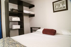 Free WiFi, bed sheets, wheelchair access - Finca Hotel Los Guayacanes (San José)