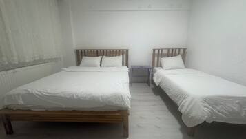 Family Room | Free WiFi