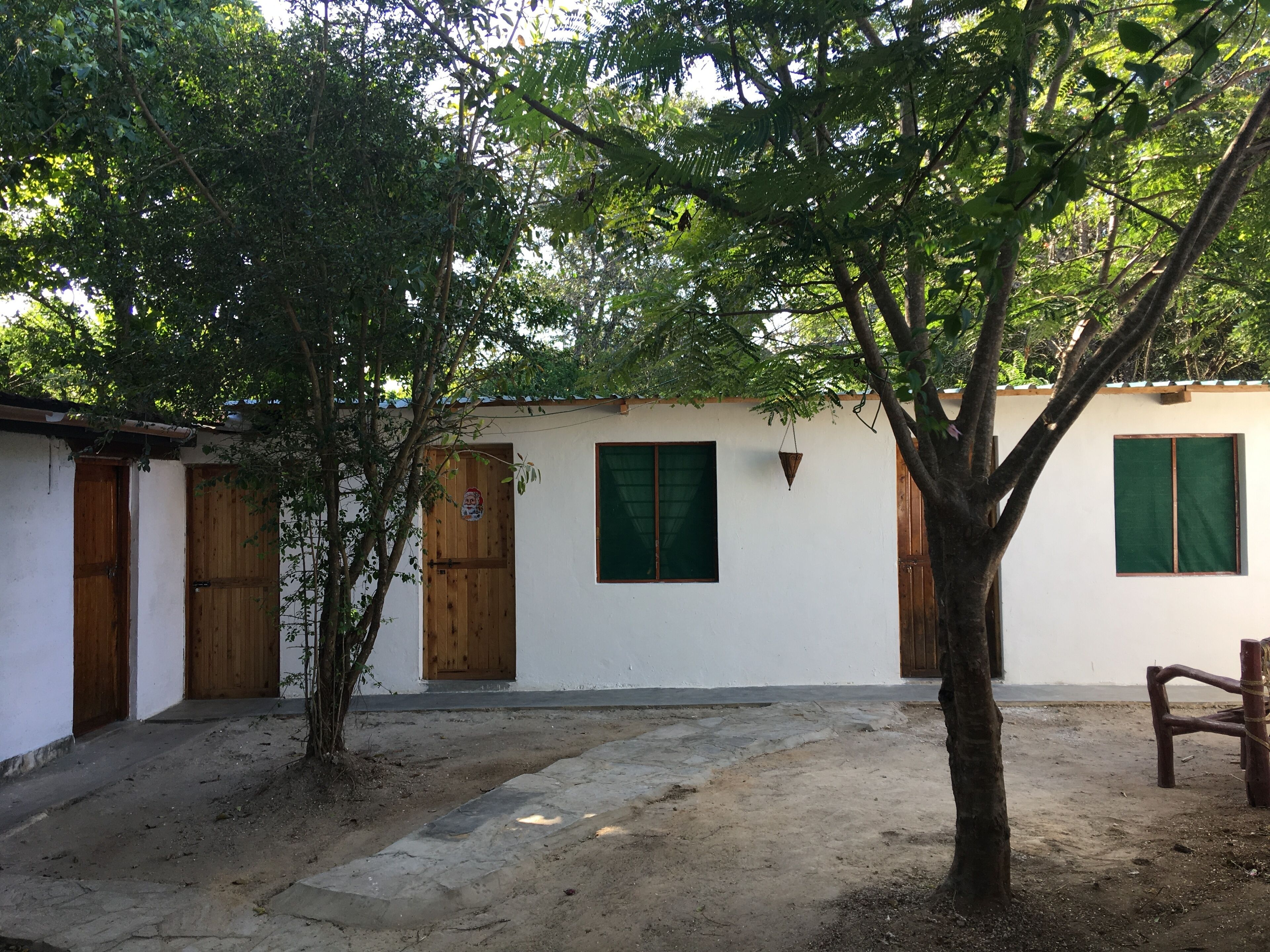 Frette Italian sheets, premium bedding, Tempur-Pedic beds