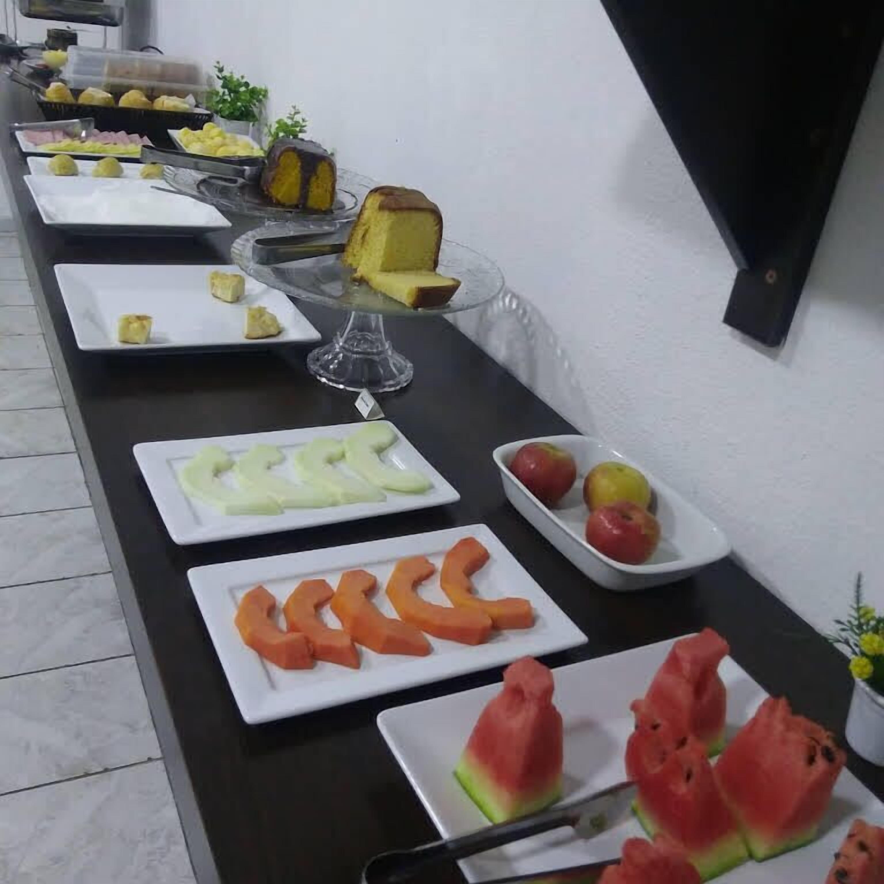 Desayuno bufé gratuito y diario