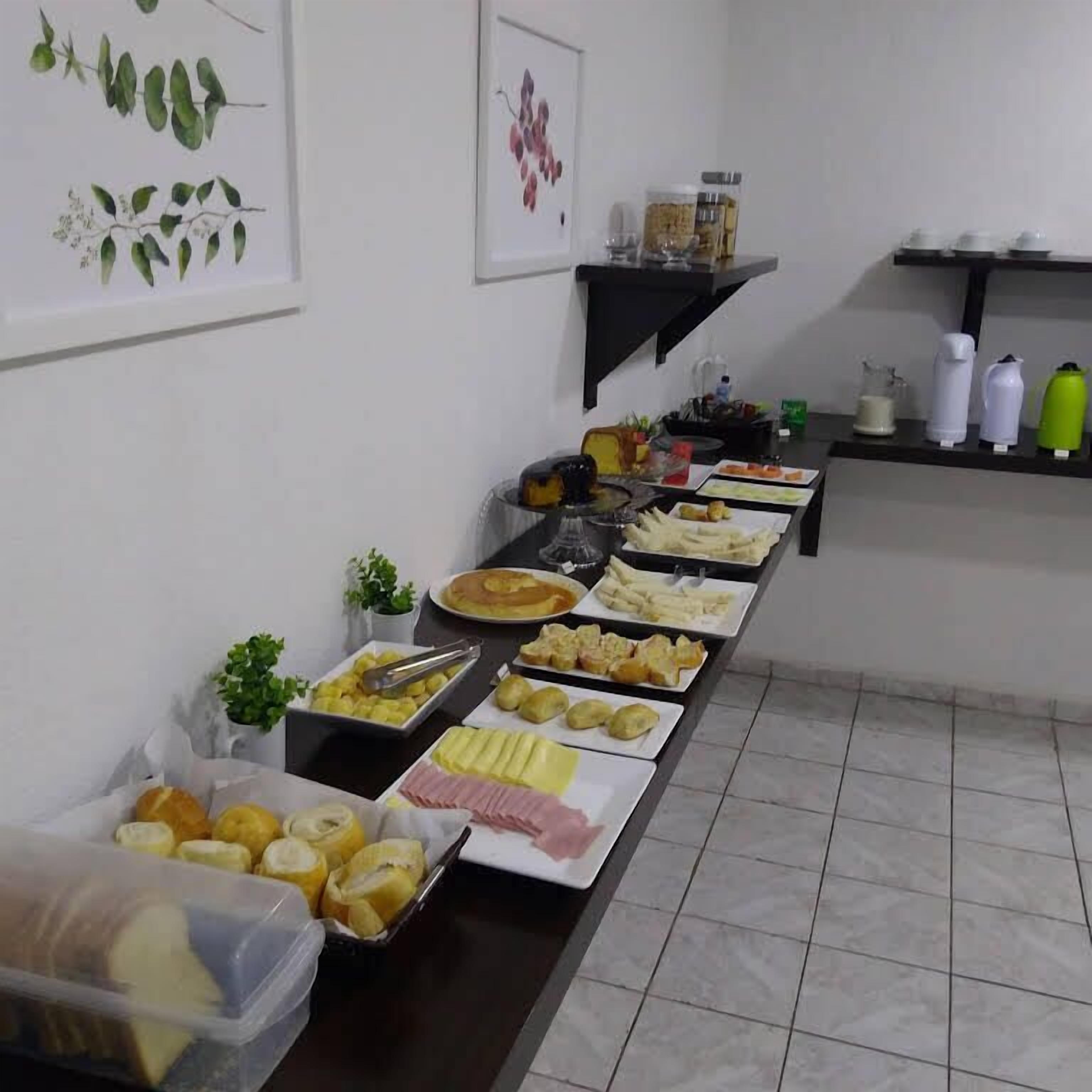 Tägliches inbegriffenes Frühstücksbuffet