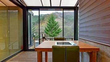 Soju | Terrace/patio