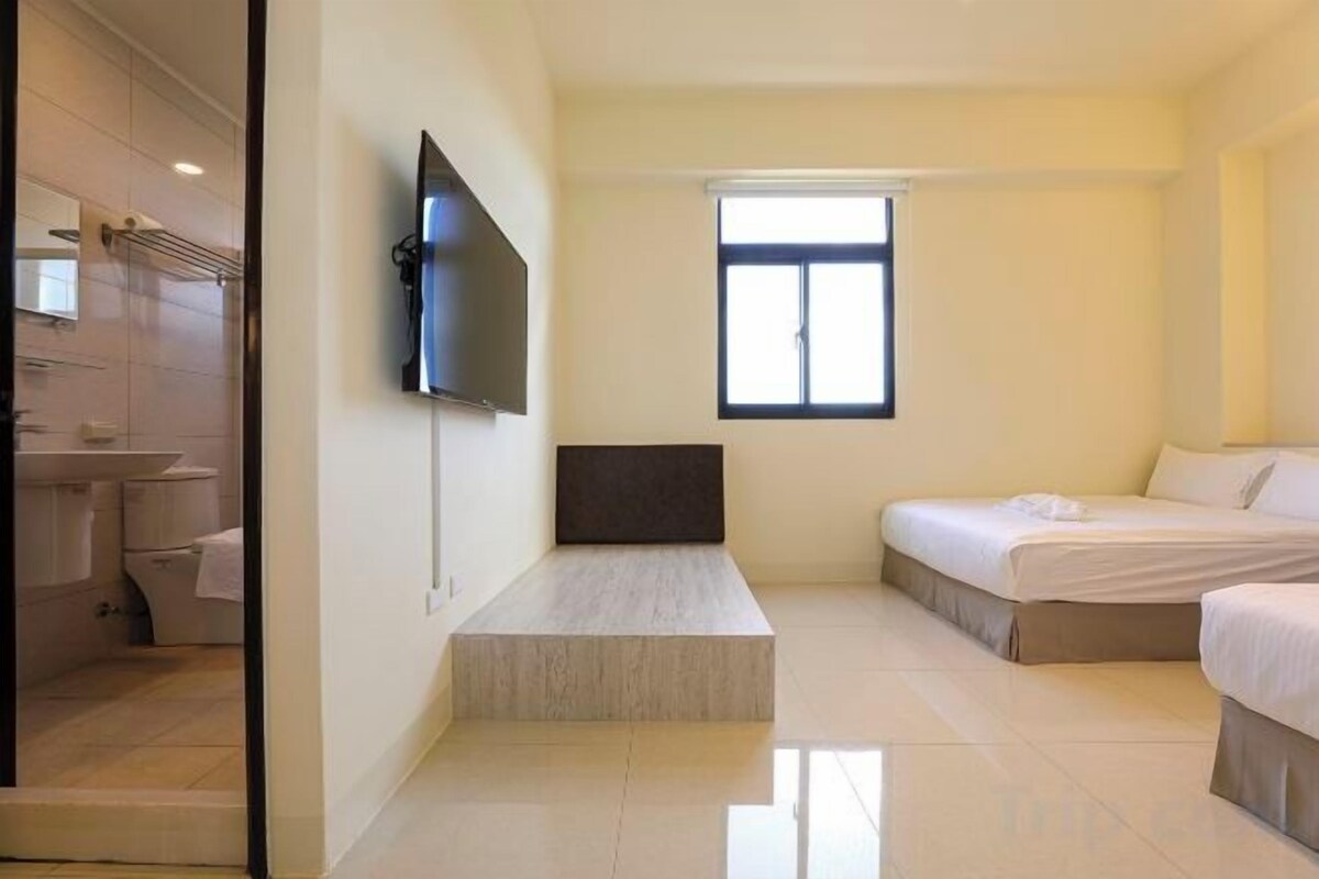 Minibar, desk, blackout curtains, rollaway beds