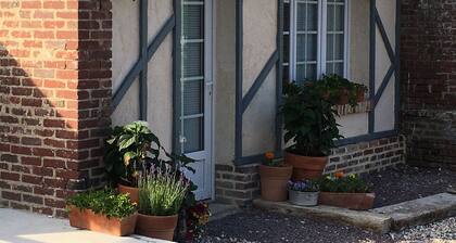 La Suite Poire de FisĂ©e : Un refuge intime au cĆur de l'authenticitĂ© normande