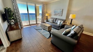 Smart TV, DVD player