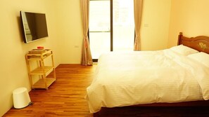 Standard Double Room | Blackout drapes, free WiFi, bed sheets