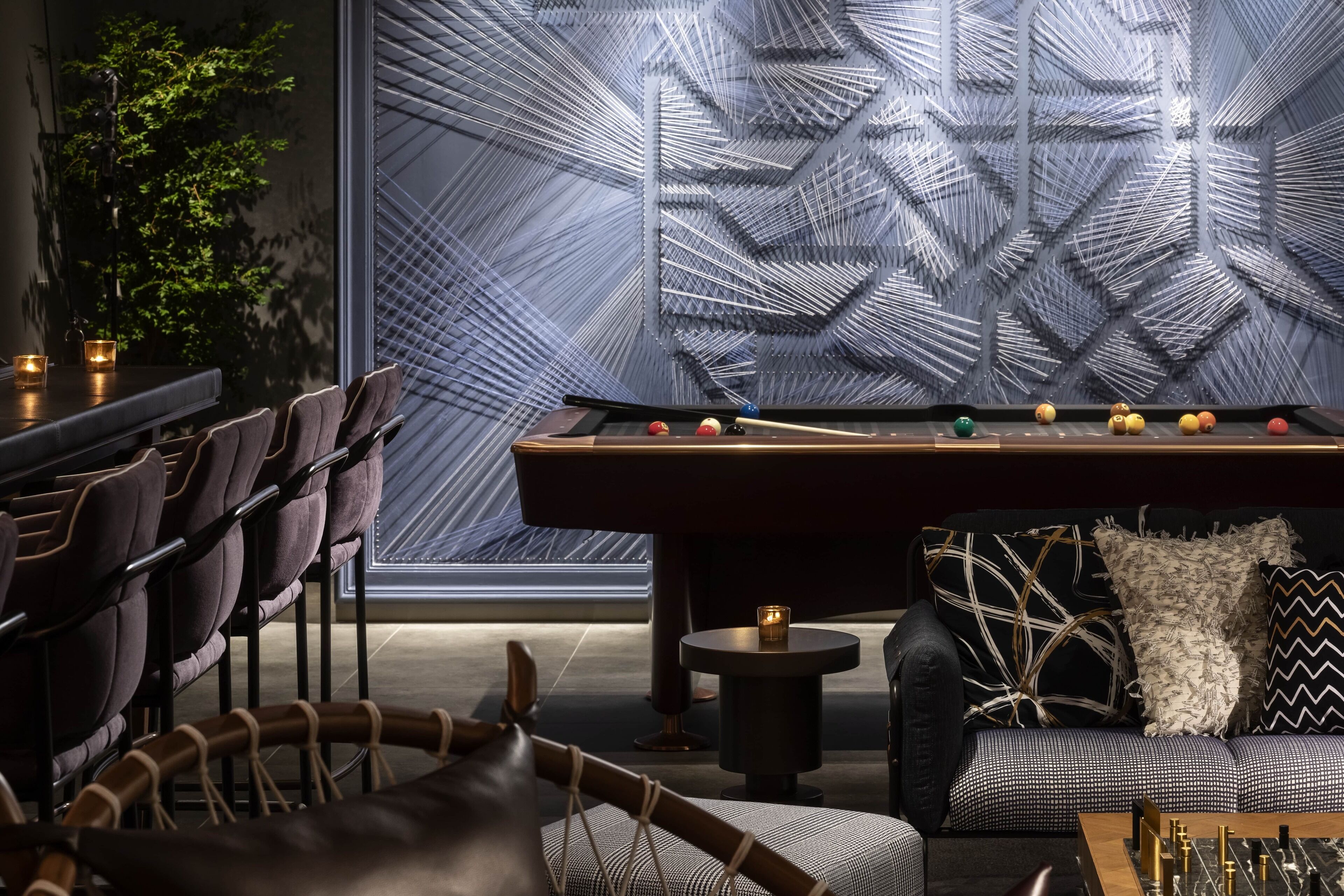 Lobby lounge