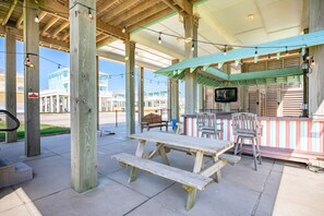 House, 3 Bedrooms | Outdoor dining