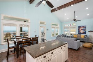 House, 3 Bedrooms | Interior