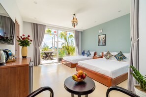 Family Room - Golden Walls Homestay (Da Nang)