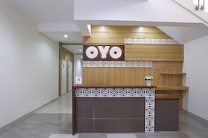 Reception - OYO 999 Garuda Guesthouse (Ngaglik)