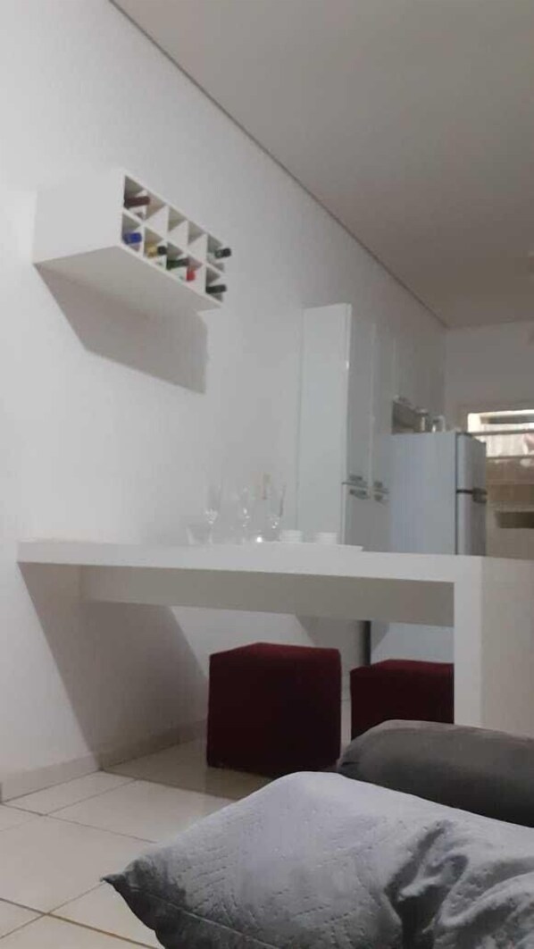 Fridge, microwave, oven, stovetop - Ap. Do Cleo (Varzea Grande)