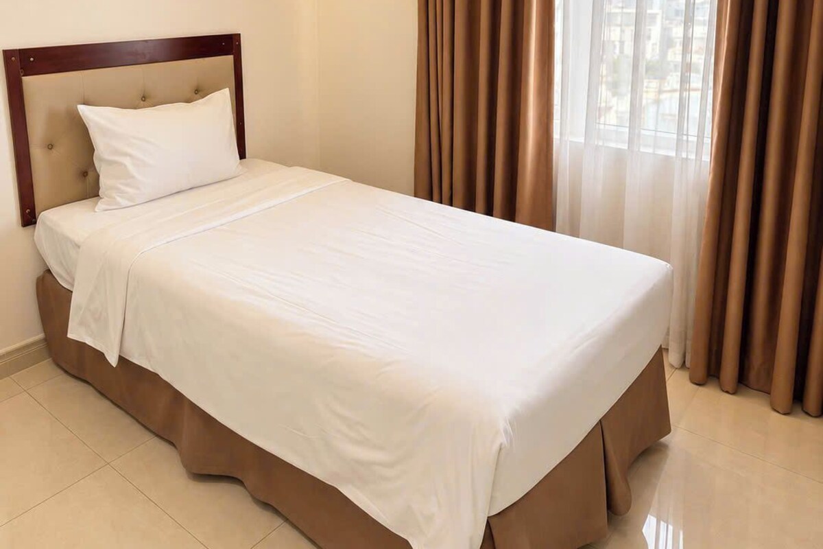 Single Room | 1 bedroom, minibar, desk, laptop workspace
