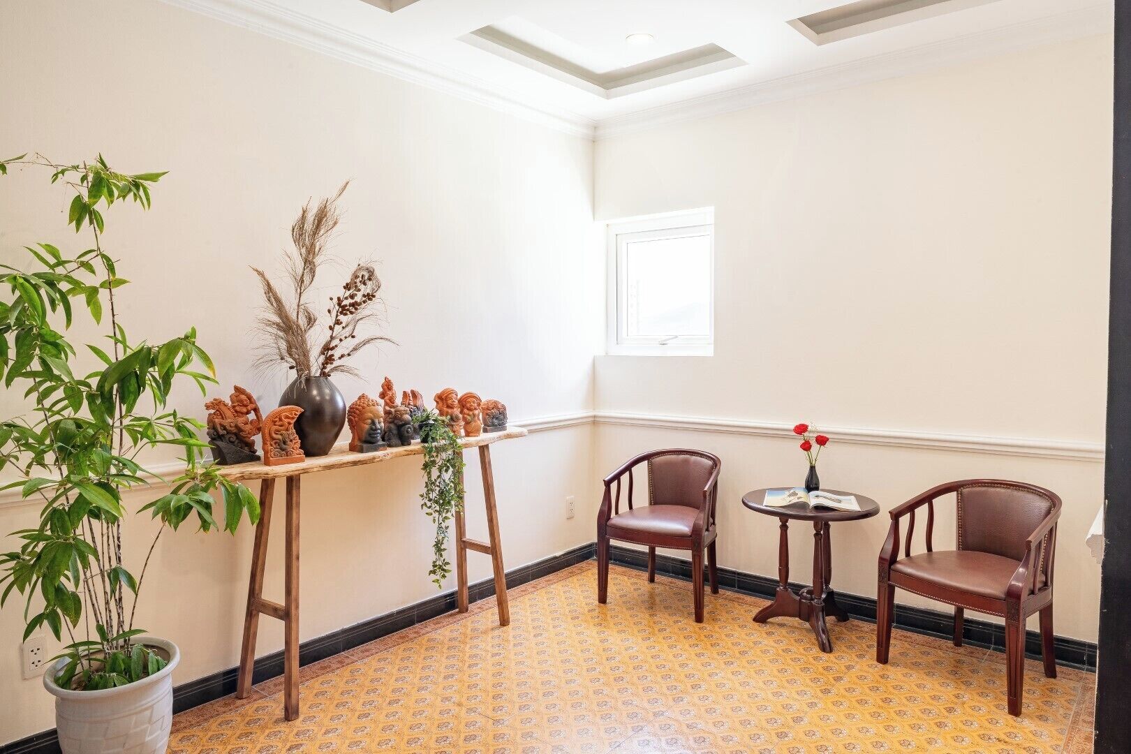 1 bedroom, minibar, individually furnished, desk