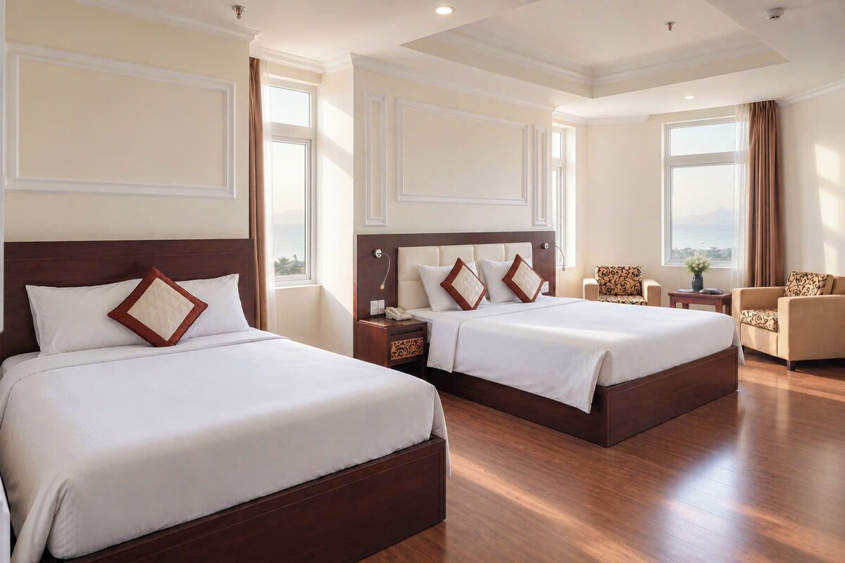 Family Suite | 1 bedroom, minibar, desk, laptop workspace