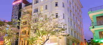 Lychee Hotel