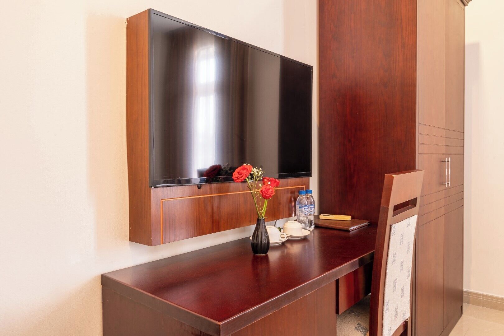 1 bedroom, minibar, individually furnished, desk