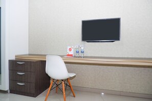 Deluxe Double Room | Room amenity