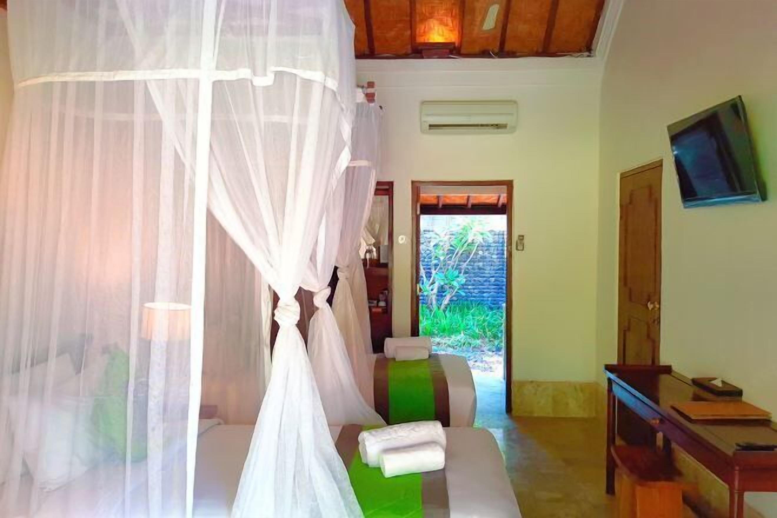 Articles gratuits dans le mini-bar, coffres-forts dans les chambres