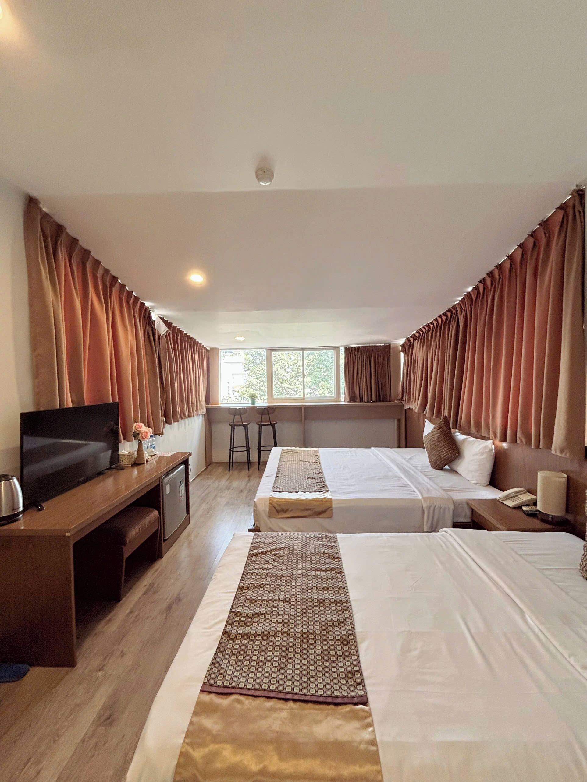 Habitación triple estándar | 1 dormitorio, ropa de cama de alta calidad, minibar y escritorio