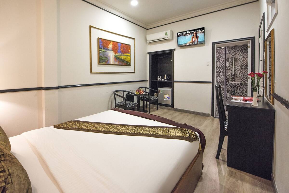 Superior Room | Minibar, desk, soundproofing, free WiFi