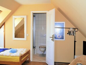 2 chambres, fer et planche Ă repasser, lit parapluie, Wi-Fi gratuit