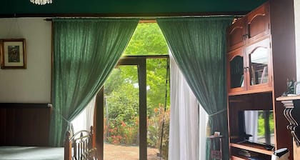 Stony Rise Cottage B&B