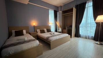 1 bedroom, iron/ironing board, free WiFi, bed sheets