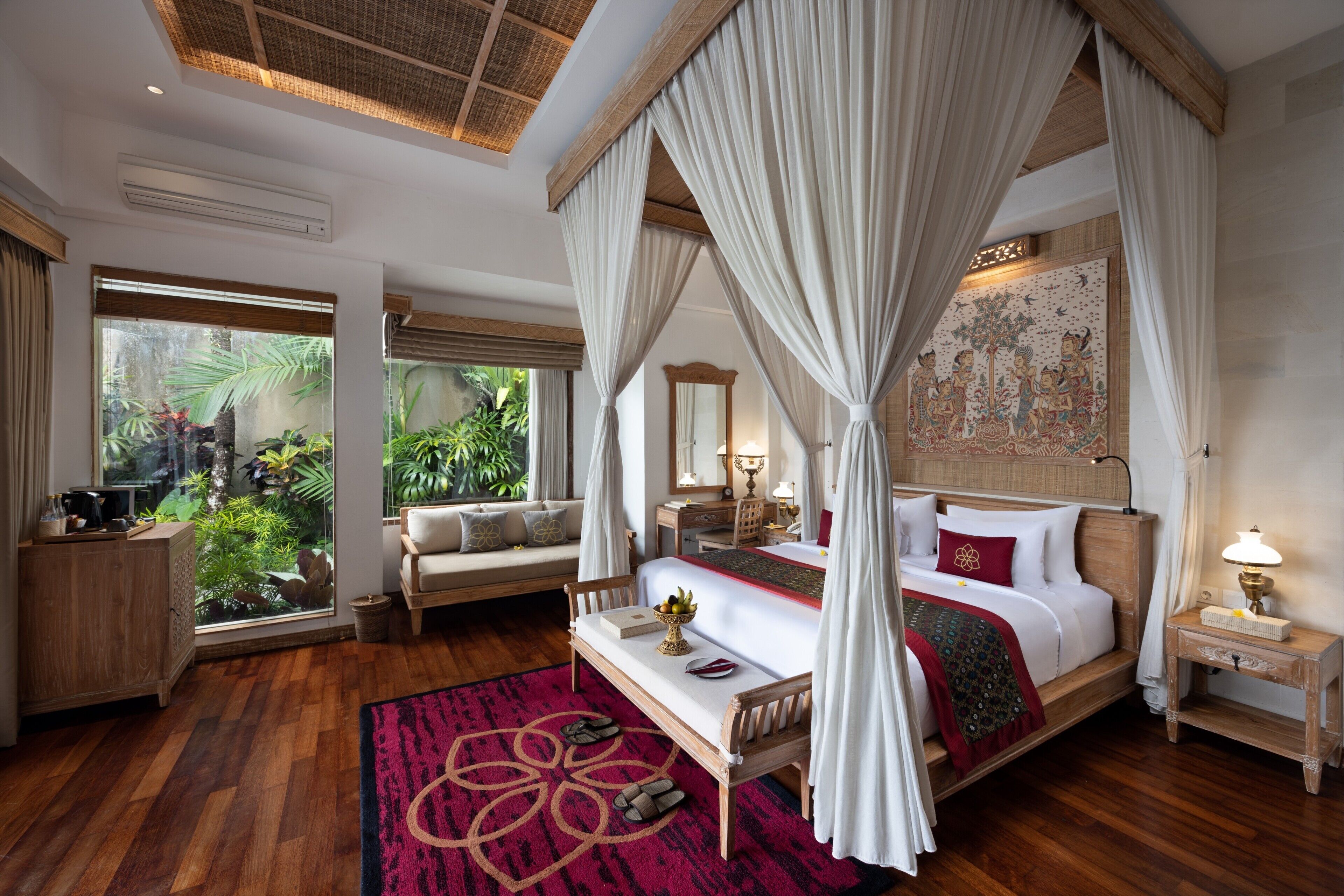 Villa with Pool | Bathroom | Separate bathtub and shower, deep-soaking bathtub, bathrobes, slippers