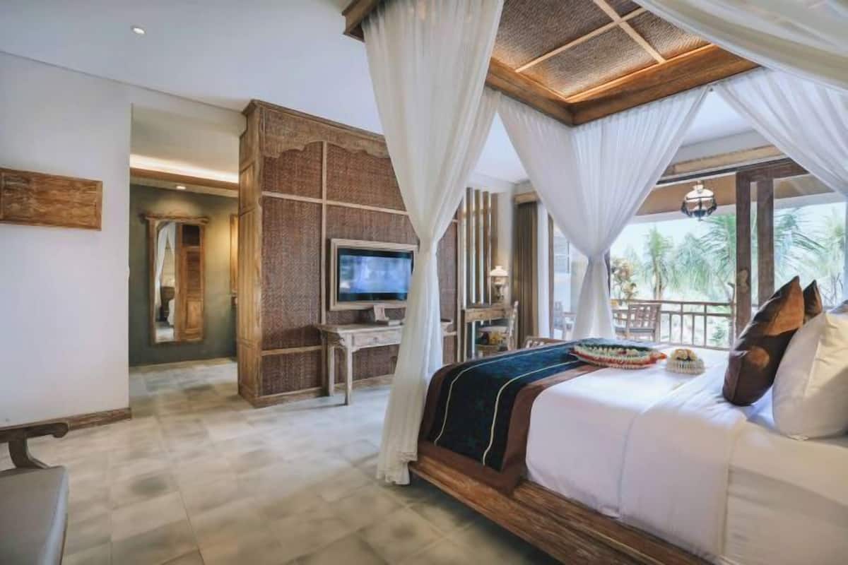 1 bedroom, in-room safe, desk, blackout curtains