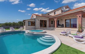 Pool - Lovely home in Krk with kitchen (Krk)