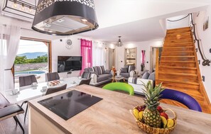 Dining - Lovely home in Krk with kitchen (Krk)