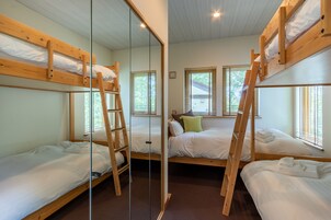 Casa, 3 quartos | 3 quartos, Wi-Fi de cortesia, roupa de cama