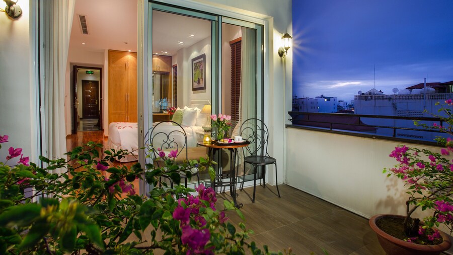 Mercury Central Hotel Hanoi