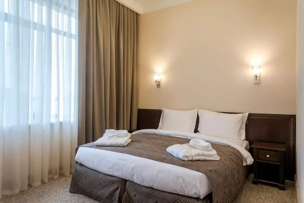 Minibar, in-room safe, desk, blackout curtains