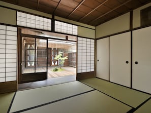 Room - Kyo no Ondokoro Nishijin Villa 5 (Kyoto)