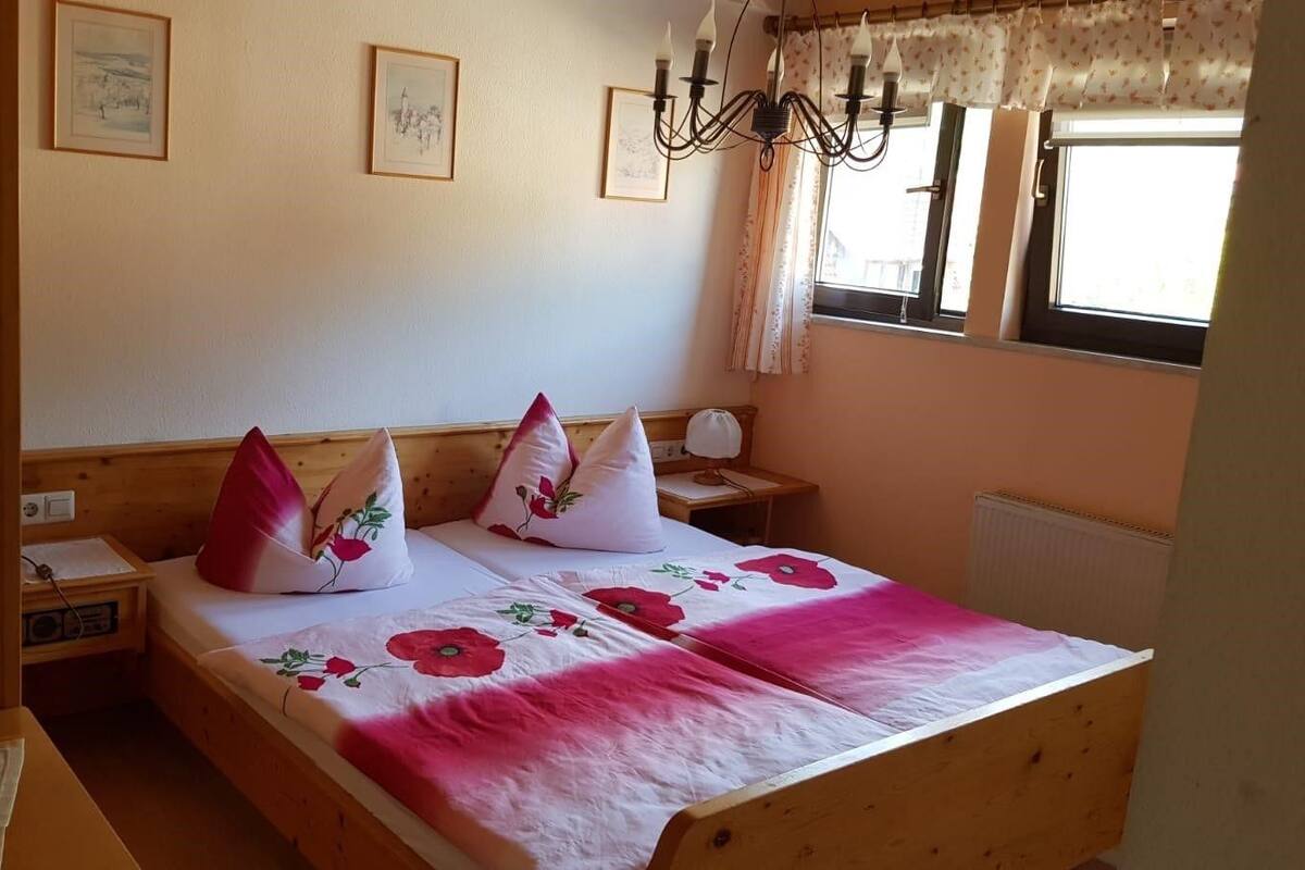 Chambre double | Bureau, accès au Wi-Fi (inclus)