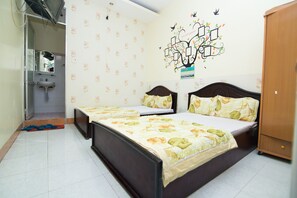 Deluxe Twin Room | In-room safe, desk, soundproofing, free WiFi - Hung Dong Hotel (Quy Nhon)
