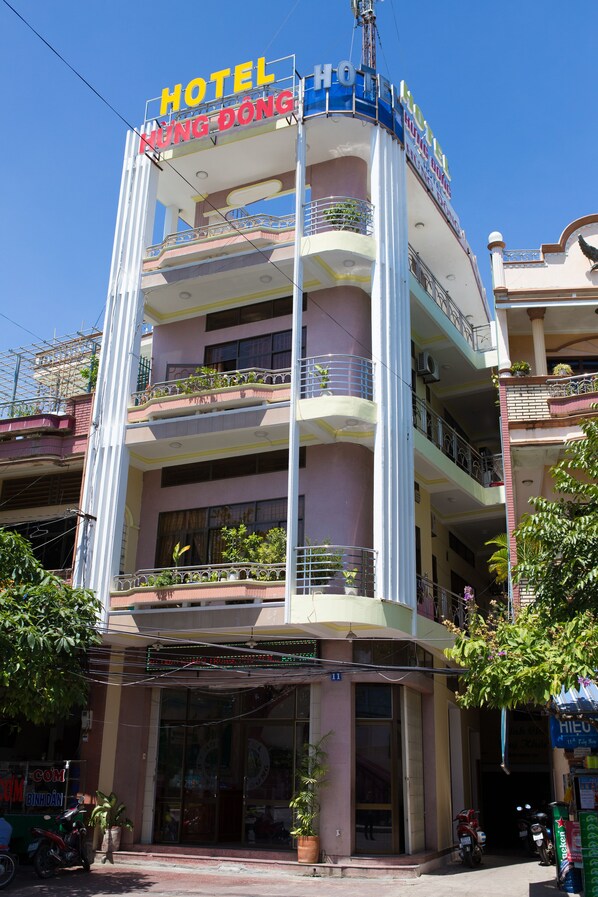 Terrace/patio - Hung Dong Hotel (Quy Nhon)
