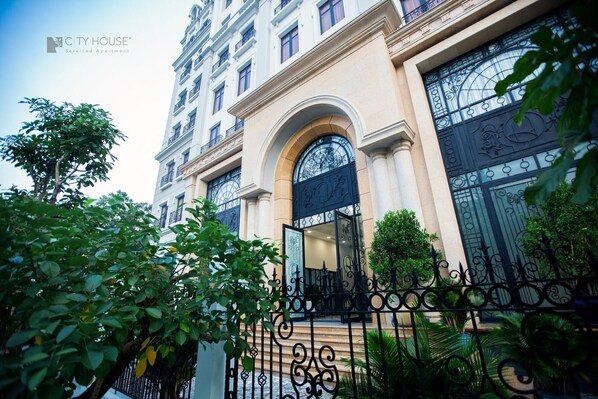 Front of property - Atelier Thao Dien (Ho Chi Minh City)